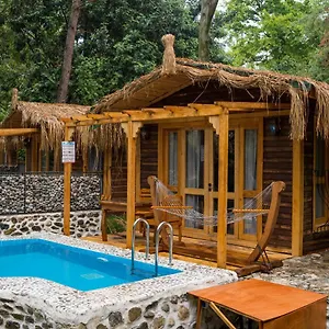 Отель Suna Village &